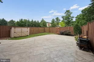 2 Crotona Ct, Lutherville Timonium, MD 21093 - Photo 10