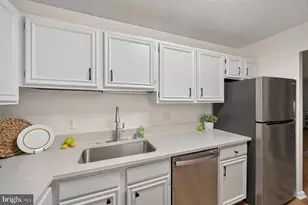 205 E Joppa Rd, Towson, MD 21286 - Photo 22