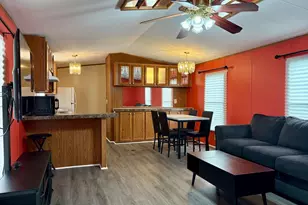 25 Vista Mobile Dr, Dundalk, MD 21222 - Photo 2