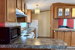 25 Vista Mobile Dr, Dundalk, MD 21222 - Photo 6