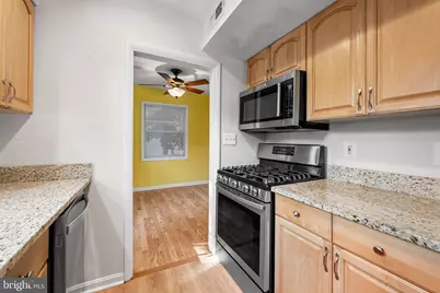 825 Cliffedge Road, Baltimore, MD 21208 - Photo 16
