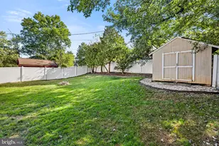 825 Cliffedge Rd, Baltimore, MD 21208 - Photo 32