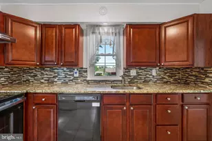 7022 Deerfield Rd, Pikesville, MD 21208 - Photo 12