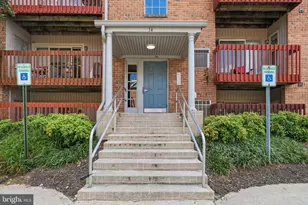 14 Cloverwood Ct, Baltimore, MD 21221 - Photo 2