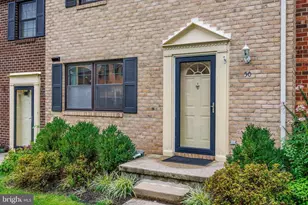 50 Oak Shadows Ct, Baltimore, MD 21228 - Photo 2