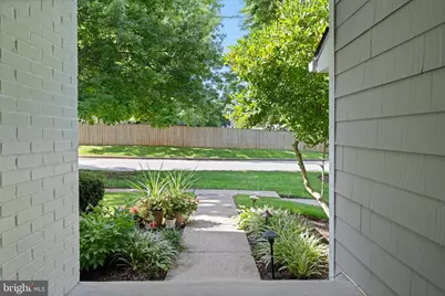 210 Clay Hill Circle, Cockeysville, MD 21030 - Photo 6