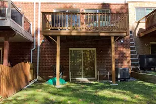 24 Marshs Victory, Catonsville, MD 21228 - Photo 2