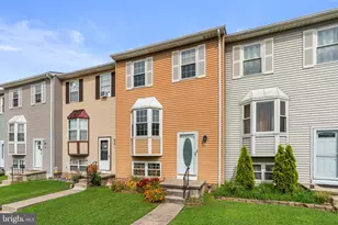 19 Joggins Ct, Middle River, MD 21220 - Photo 1