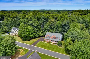5104 Robins Perch Ln, Perry Hall, MD 21128 - Photo 2
