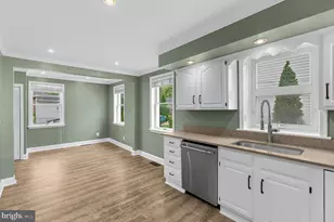 243 4th Ave, Baltimore, MD 21227 - Photo 20
