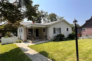 217 Carnation Ct, Pikesville, MD 21208 - Photo 2