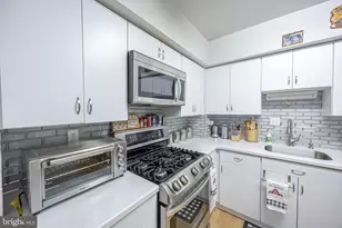 9934 Shoshone Way, Randallstown, MD 21133 - Photo 4