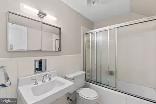 6521 Darnall Rd, Baltimore, MD 21204 - Photo 46