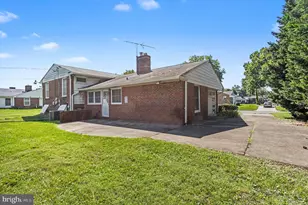 3208 Hatton Rd, Baltimore, MD 21208 - Photo 4