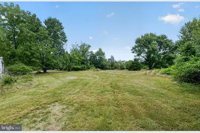 2923 & 2925 N Rolling Road, Windsor Mill, MD 21244 - Photo 18