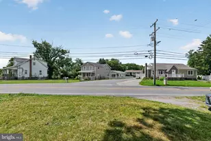 2923 & 2925 N Rolling Rd, Windsor Mill, MD 21244 - Photo 12