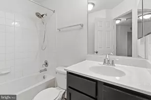 8529 Stansbury Lake Dr, Baltimore, MD 21222 - Photo 28