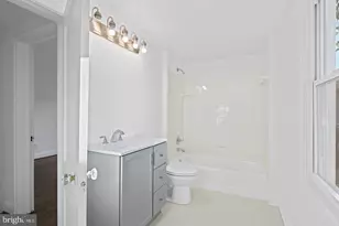 423 Ingleside Ave, Baltimore, MD 21228 - Photo 14