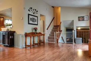 7109 Upper Mills Cir, Catonsville, MD 21228 - Photo 2