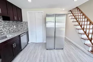 327 Bigley Ave, Baltimore, MD 21227 - Photo 10