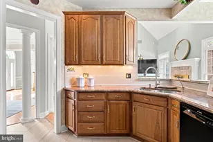 11911 Manor Rd, Glen Arm, MD 21057 - Photo 16
