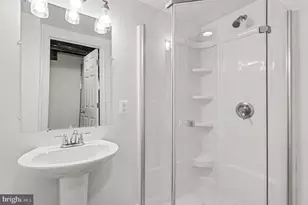 6609 Frederick Rd, Baltimore, MD 21228 - Photo 22