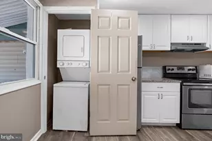 319 Bigley Ave, Baltimore, MD 21227 - Photo 6