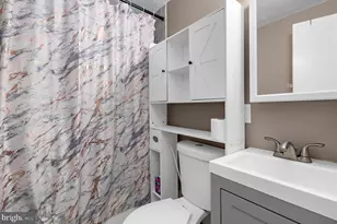 319 Bigley Ave, Baltimore, MD 21227 - Photo 14