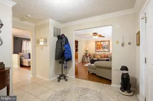 2812 Moores Valley Dr, Baltimore, MD 21209 - Photo 6