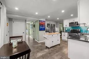 7122 Upper Mills Cir, Catonsville, MD 21228 - Photo 14
