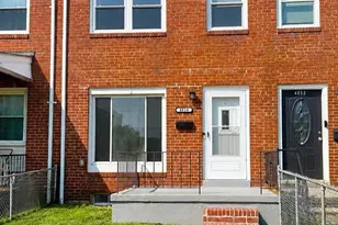 4034 St Augustine Ln, Dundalk, MD 21222 - Photo 2