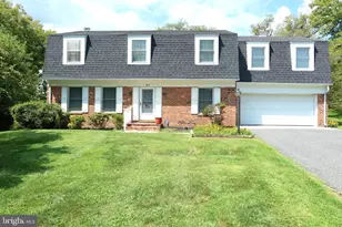 15 Lochmoor Ct, Lutherville Timonium, MD 21093 - Photo 1
