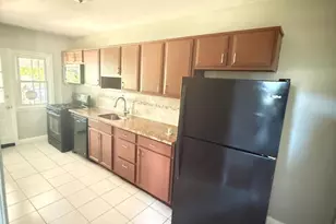2980 Cornwall Rd, Baltimore, MD 21222 - Photo 4