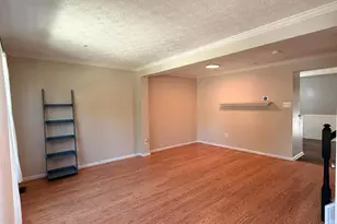 5 Silver Birch Ct, Owings Mills, MD 21117 - Photo 2