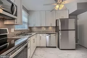 278 Cedarmere Cir, Owings Mills, MD 21117 - Photo 18
