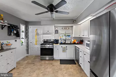 228 Oakwood Road, Baltimore, MD 21222 - Photo 10