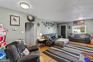 228 Oakwood Rd, Baltimore, MD 21222 - Photo 6