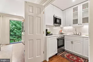 25 Highfield Ct, Cockeysville, MD 21030 - Photo 6