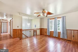 17 Taos Cir, Baltimore, MD 21220 - Photo 4