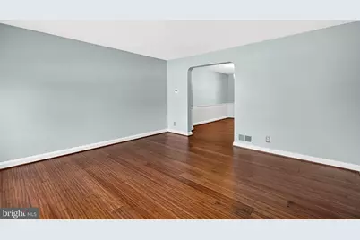 855 Bosley Avenue, Towson, MD 21204 - Photo 4