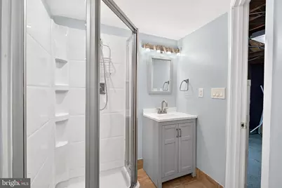 855 Bosley Avenue, Towson, MD 21204 - Photo 32