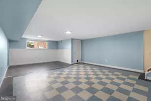 955 Stormont Cir, Baltimore, MD 21227 - Photo 16
