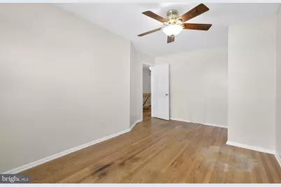 955 Stormont Cir, Baltimore, MD 21227 - Photo 12