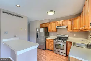 13 Open Gate Ct, Baltimore, MD 21236 - Photo 10