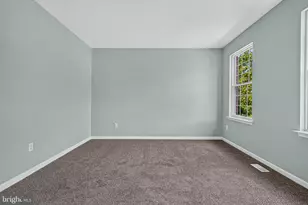 239 Seamaster Rd, Baltimore, MD 21221 - Photo 14
