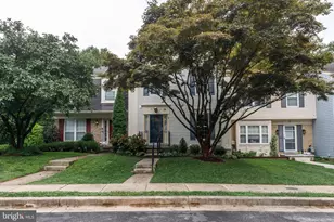 19 Southwark Bridge Way, Lutherville Timonium, MD 21093 - Photo 2