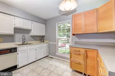 19 Southwark Bridge Way, Lutherville Timonium, MD 21093 - Photo 10