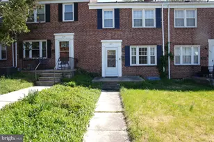 221 Medwick Garth E, Catonsville, MD 21228 - Photo 2