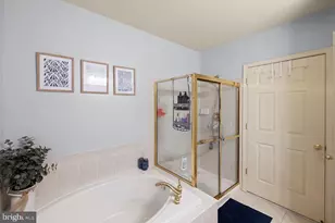 9665 Devedente Dr, Owings Mills, MD 21117 - Photo 12
