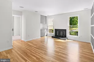 6 Huntmeadow Ct, Owings Mills, MD 21117 - Photo 8
